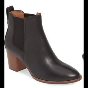 Madewell The Regan Boot in True Black Leather